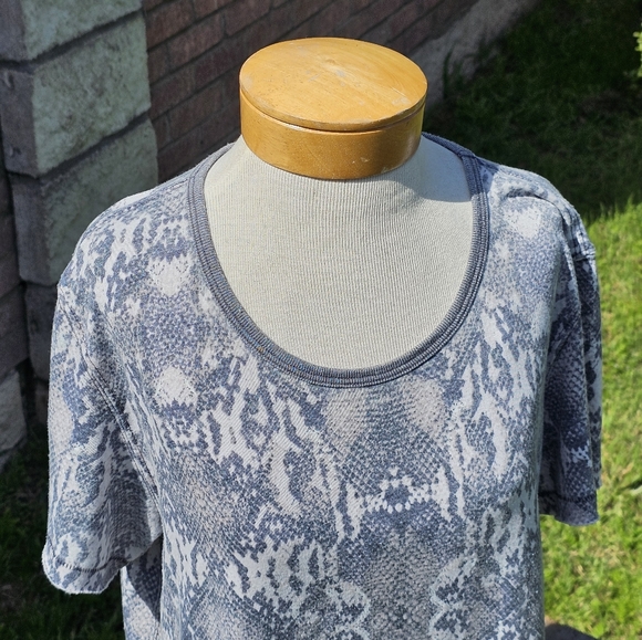 Free People python print t-shirt - Picture 8 of 11